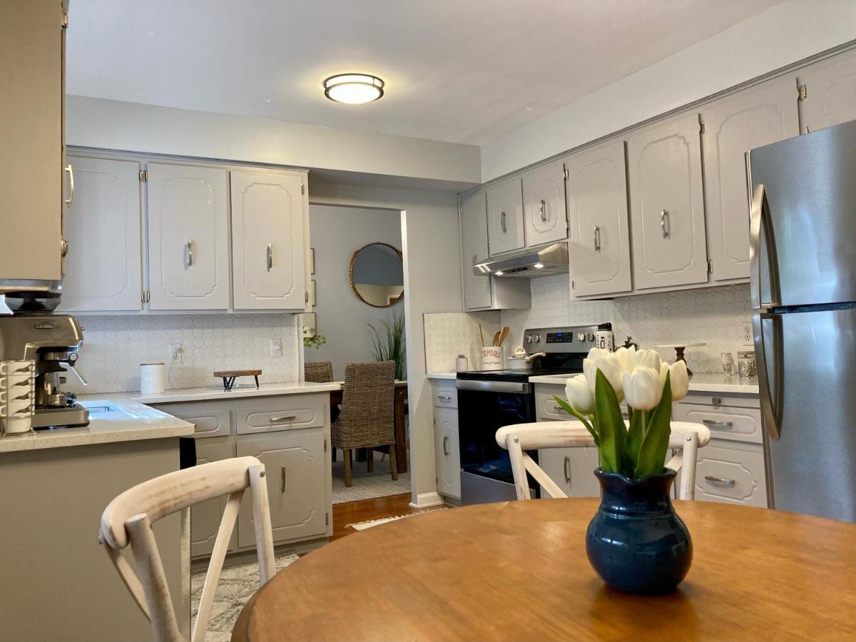 Three Bedroom Villa Near Cleveland Clinic, Case Western, University Hospitals South Euclid Exterior photo